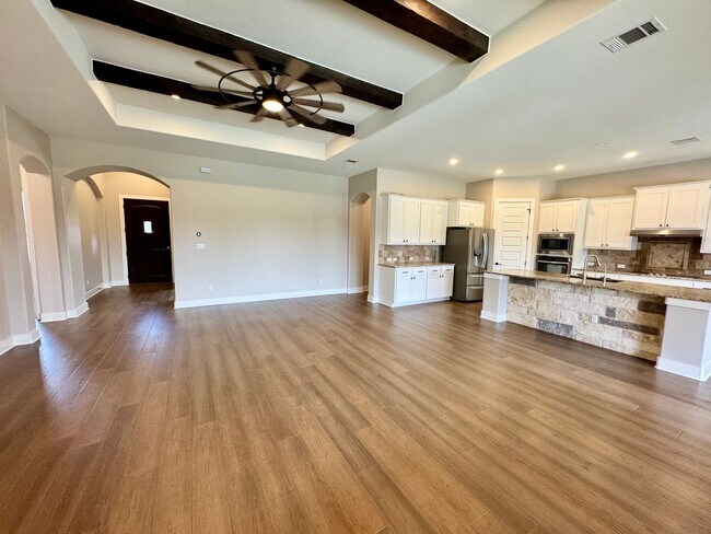 Building Photo - **APPLICATION RECEIVED** AVAILABLE NOW! One-of-a-Kind Luxury Estate | 5BD/3BA on 2 Acres in Liber...