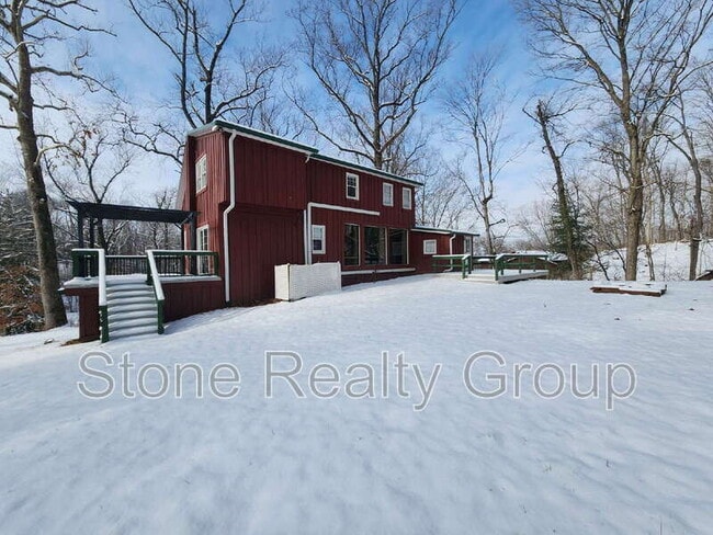 Building Photo - 44 Allendale Ln