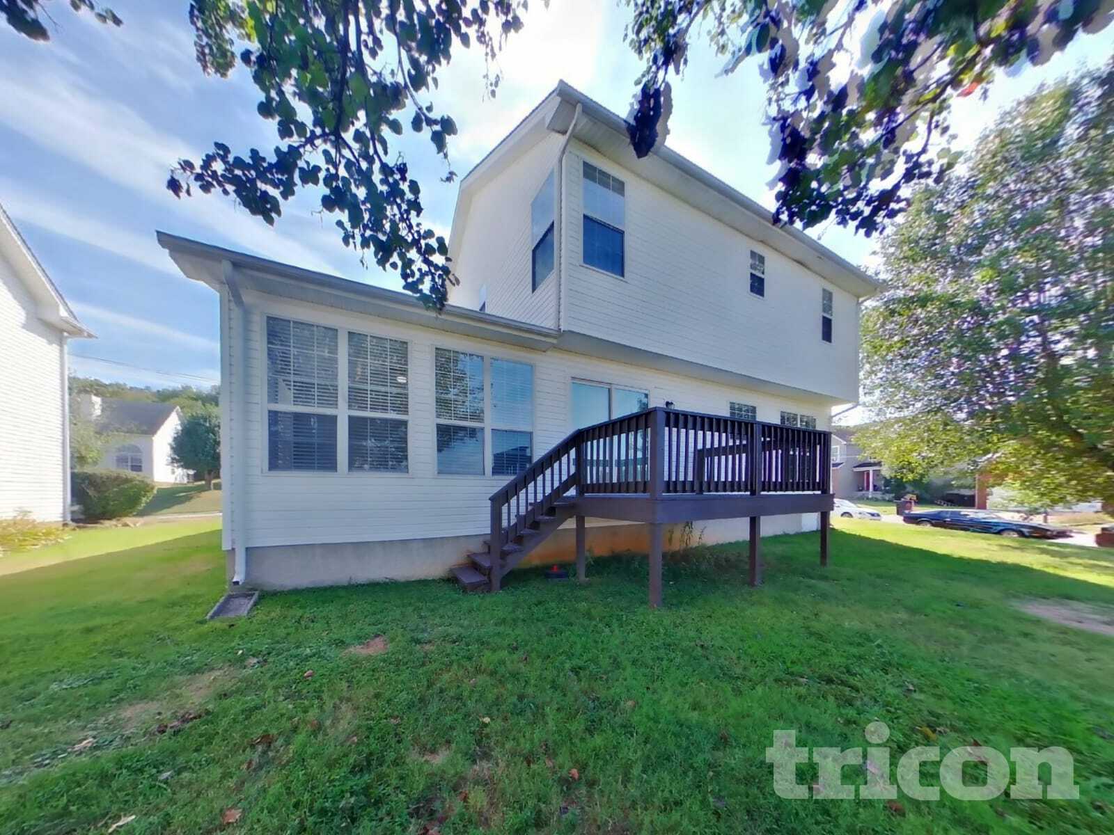 Building Photo - 1022 Ridge Trail