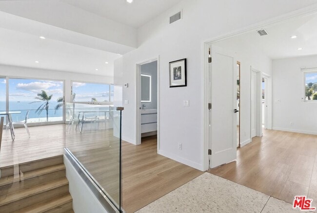 Building Photo - 18109 W Coastline Dr