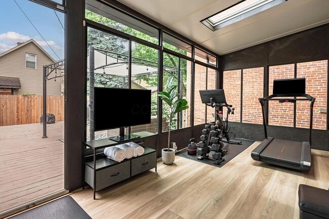 Building Photo - 67 E Mithoff St