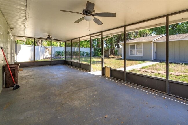 Building Photo - 3/1 Home With A Detached 1/1 Bd In-Law Suite And Detached Airconditioned Metal Storage