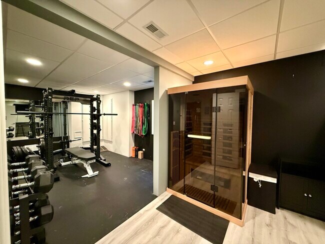 Building Photo - 354 Baltimore Dr