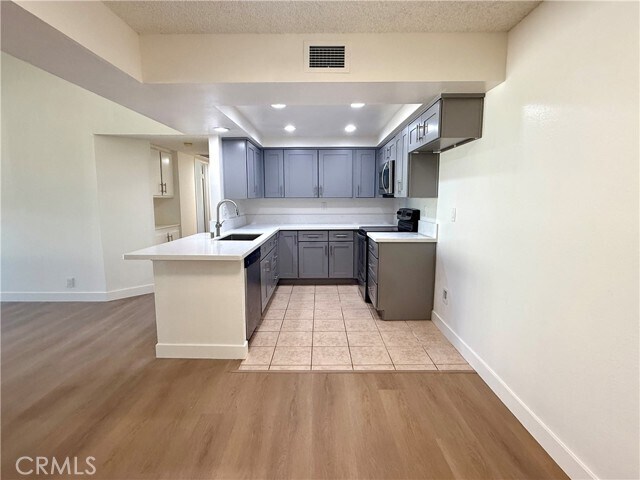 Building Photo - 58 Carriage Way