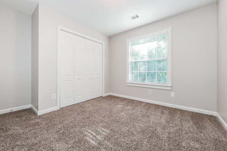 Building Photo - 21 Arbor Cove Dr
