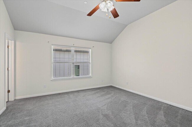 Building Photo - 1502 Airedale Rd