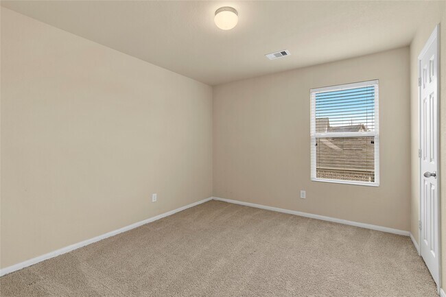 Building Photo - 18715 Windy Stone Dr