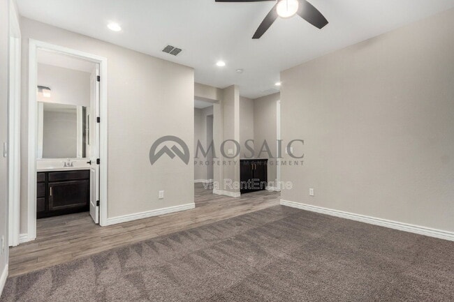 Building Photo - 22956 E Arroyo Verde Dr