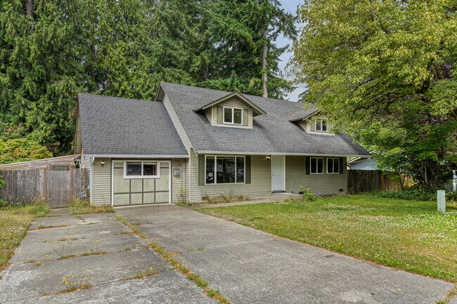 Building Photo - 13320 60th Dr SE