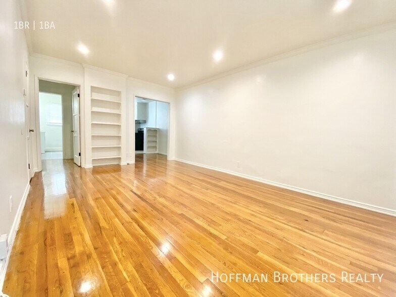 Building Photo - 508 Normandie Ave