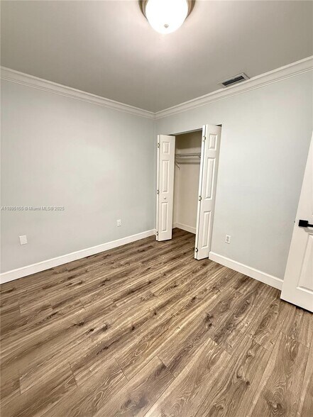 Building Photo - 8851 NW 119th St