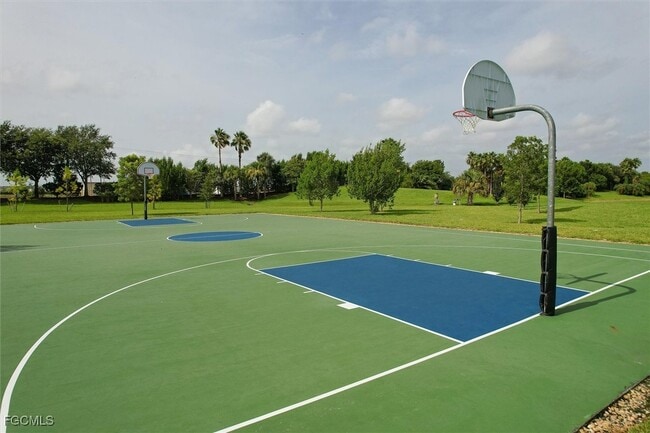 Building Photo - 14641 Cantabria Dr