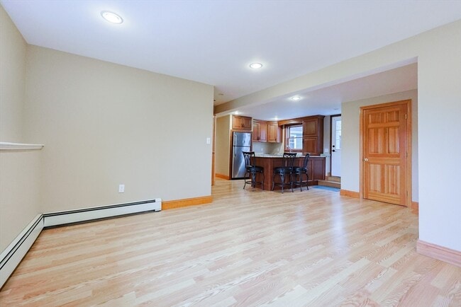 Building Photo - 68 Greene St