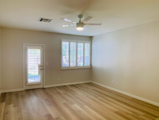 Building Photo - Beautiful home in Green Valley