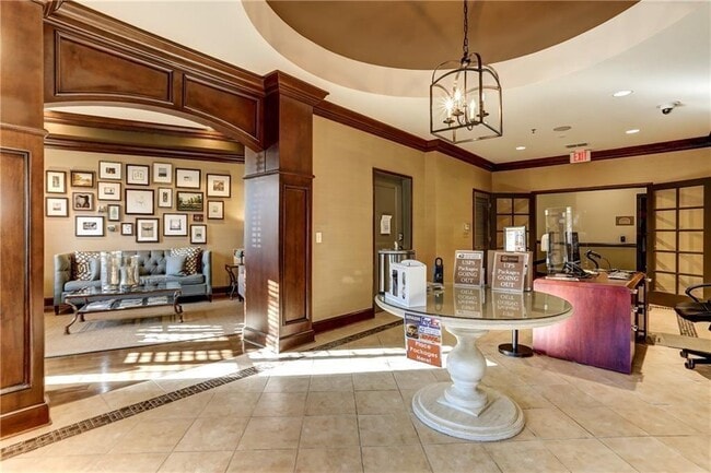 Building Photo - 901 Abernathy Rd NE