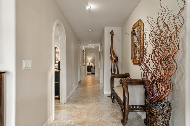 Building Photo - 99 Conejo Cir