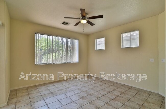 Building Photo - 1330 S Red Rock St