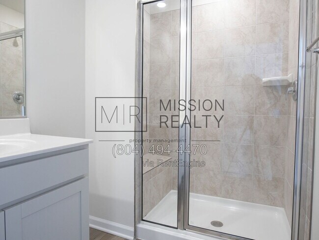 Building Photo - 8756 Whitman Dr