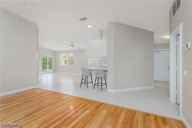 Building Photo - 4949 Kingston Way