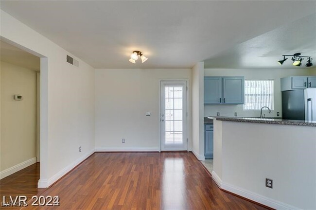 Building Photo - 2801 N Rainbow Blvd