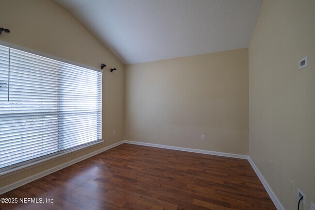 Building Photo - 3466 Laurel Leaf Dr