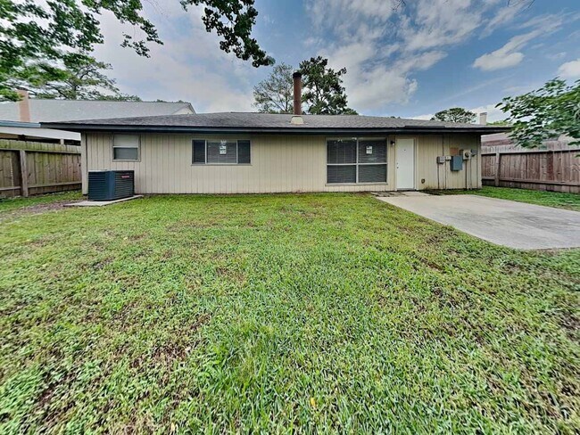 Building Photo - 4815 Diehlwood Pl