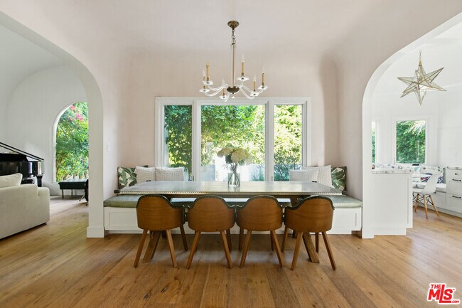 Building Photo - 0 N Edinburgh Ave