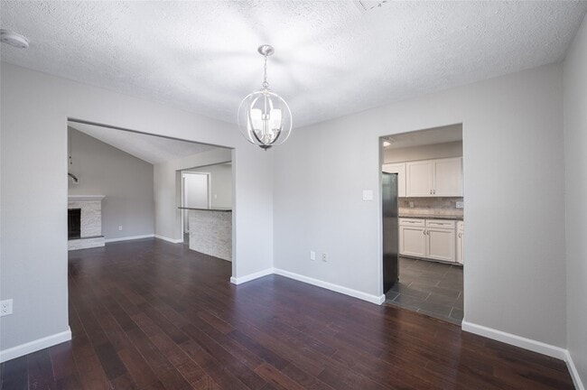 Building Photo - 809 Newport Blvd