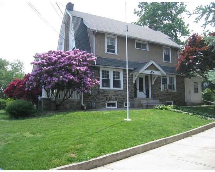 Building Photo - 7748 Hazel Ave