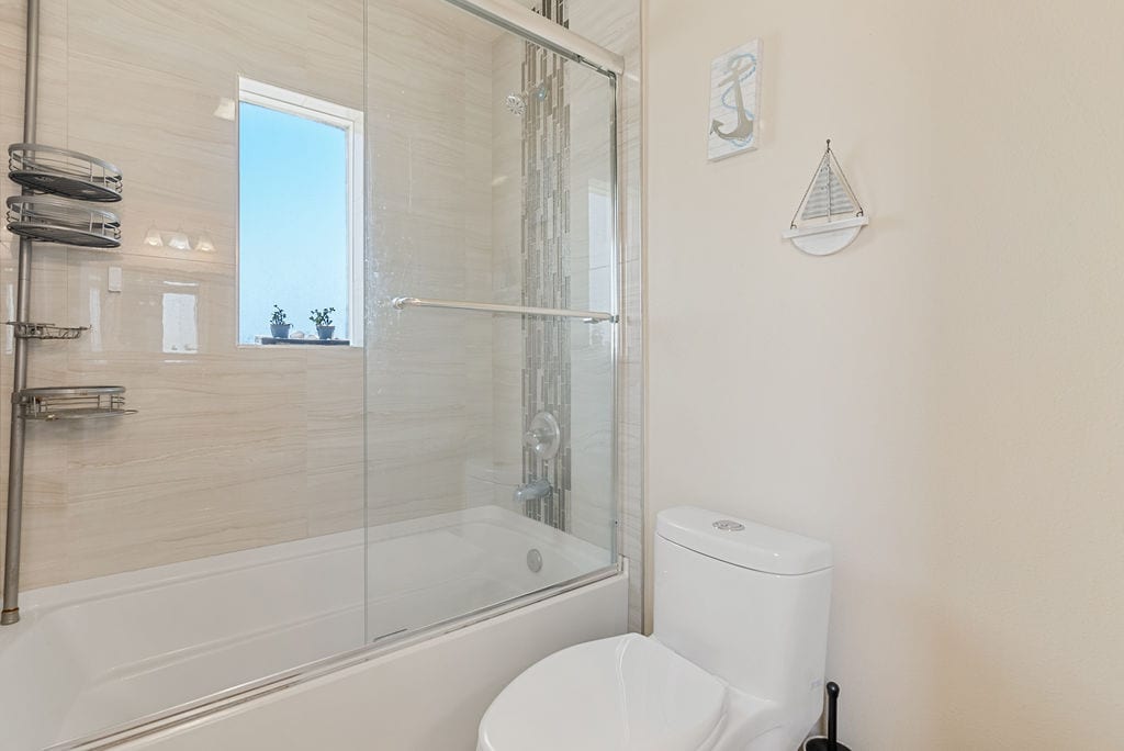 Bath 2 - 7029 Passons Blvd