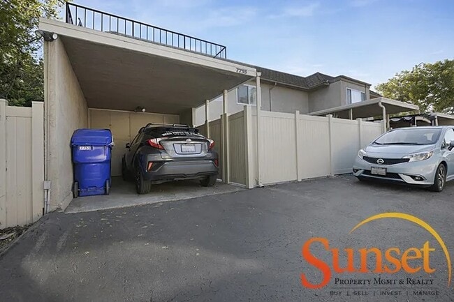 Building Photo - 7755 Starling Dr