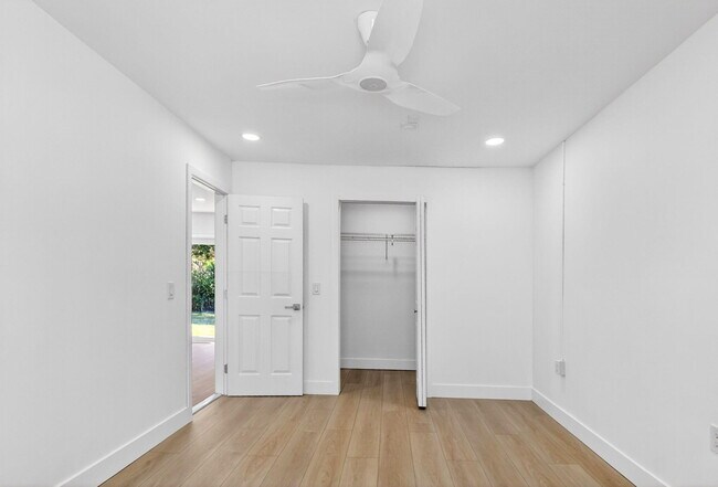 Building Photo - 4896 Neros Dr