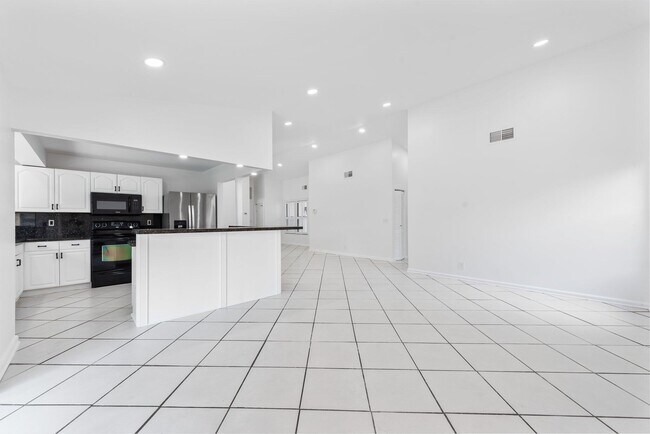 Building Photo - 9718 Lancaster Pl