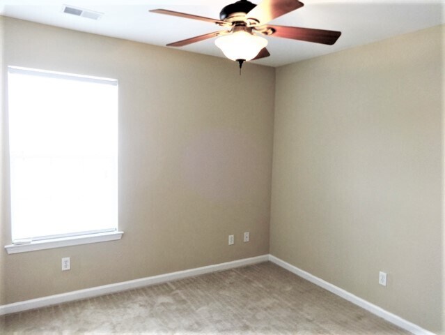 Building Photo - 2236 Blakers Blvd