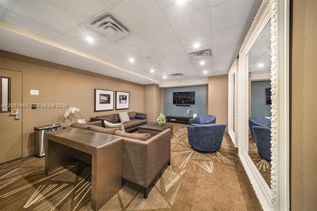 Building Photo - 5701 Collins Ave