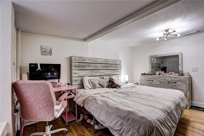 Building Photo - Cozy, Cute 3 bedroom 1 bath