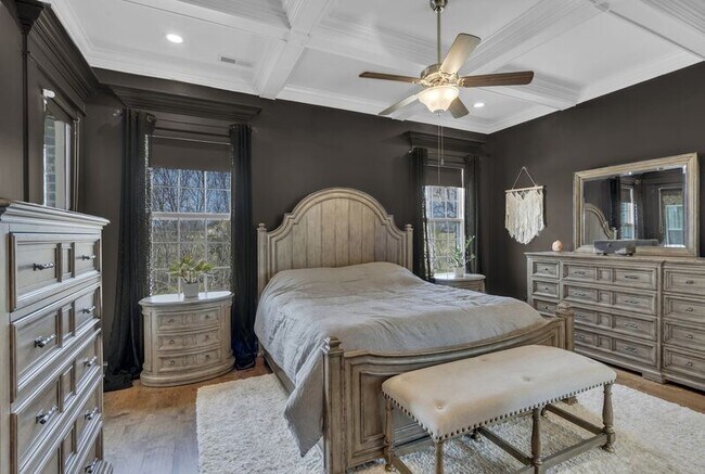 Building Photo - 333 Merrydale Dr