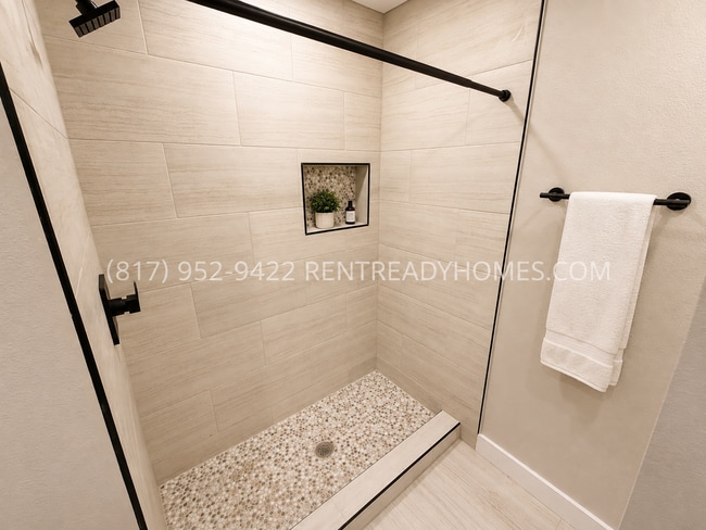 Building Photo - 16511 Quail Briar Dr