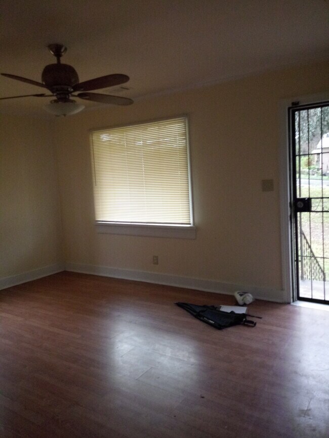 Building Photo - 2203 Tiger Flowers Dr NW