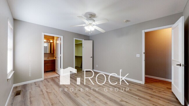 Building Photo - Need space? Take a look at this 4 Bedroom/4.5 Bathroom Home in SW Edmond!
