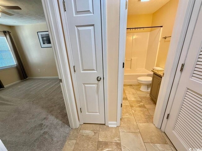 Building Photo - 635 Waterway Village Blvd