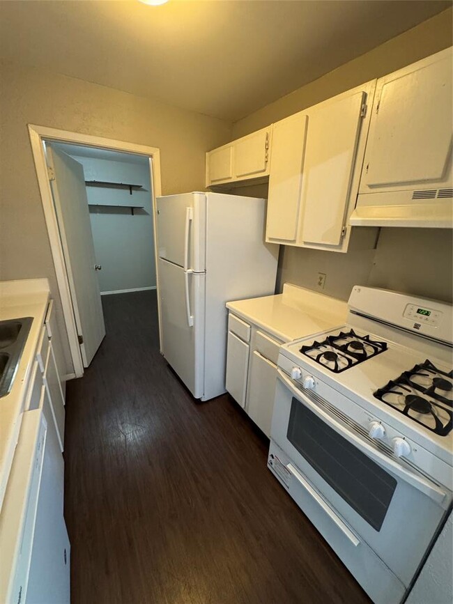Building Photo - 3504 Eskew Dr
