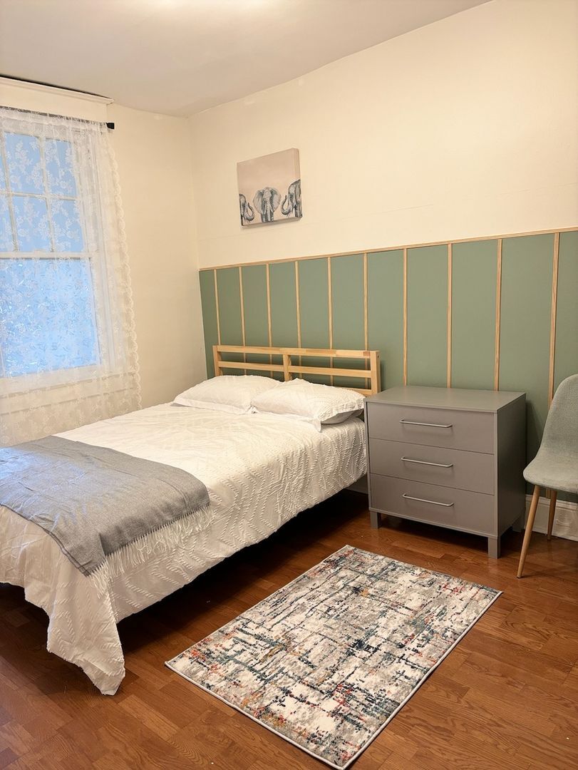 Building Photo - 1403 West Virginia Ave NE