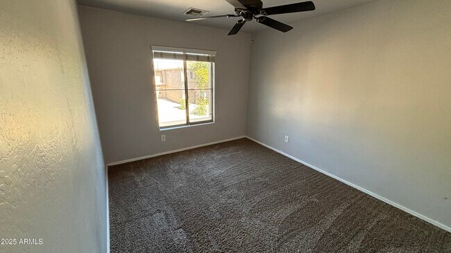 Building Photo - 14719 W Poinsettia Dr