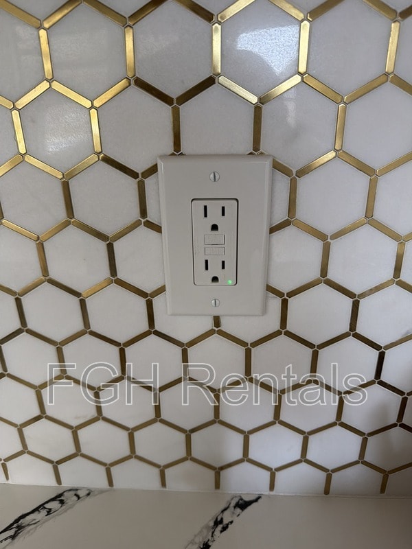 Building Photo - 9607 Criswell Creek