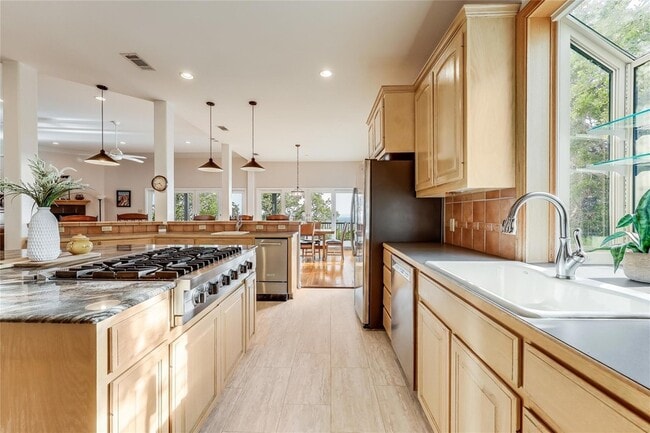 Building Photo - 20701 Adobe Trail