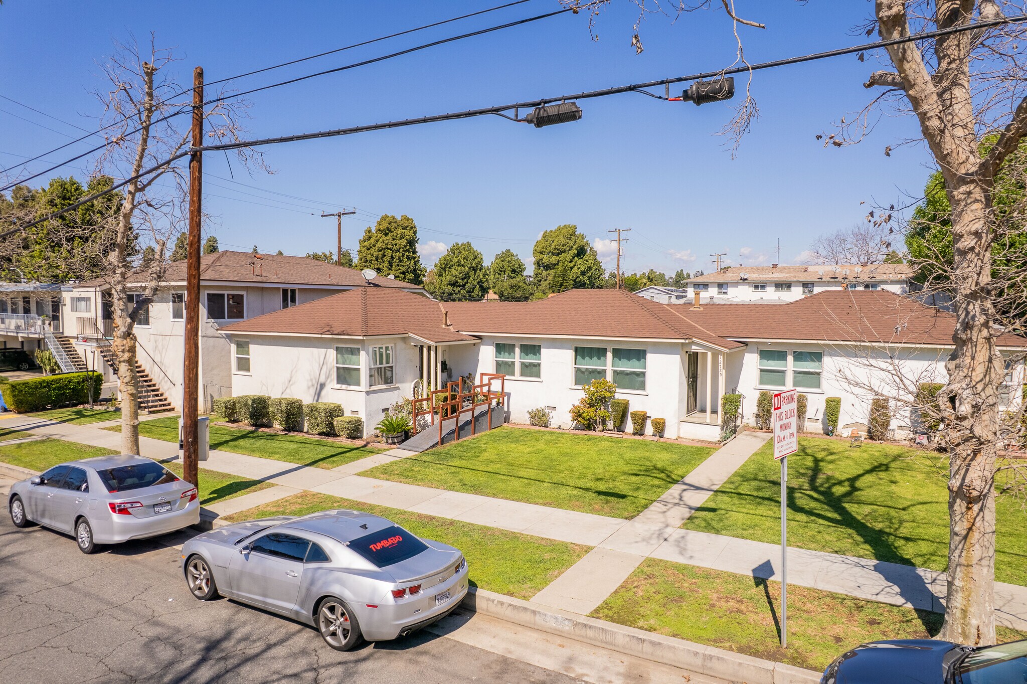 Building Photo - 12725 La Cuarta St