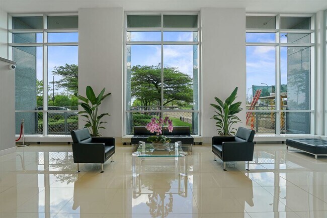 Building Photo - 1550 N Lake Shore Dr