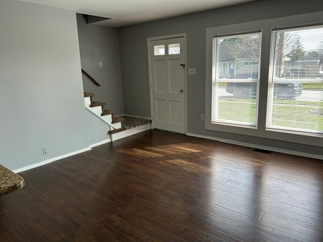 Building Photo - 156 Sylvan Dr