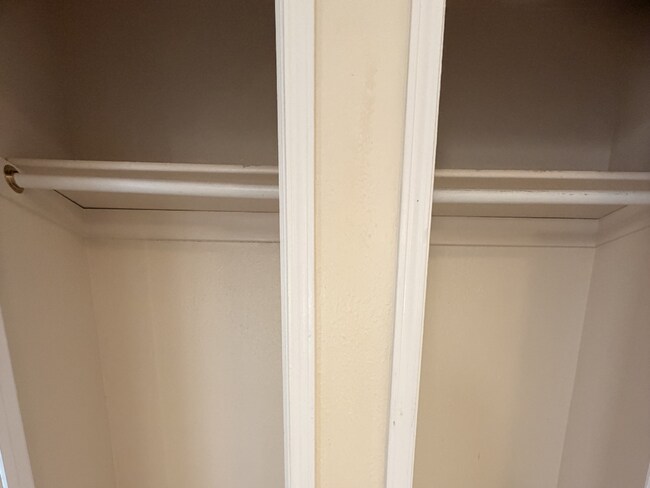 Building Photo - Bright & Inviting 2-Bedroom Duplex in a Highly Desirable Central Location